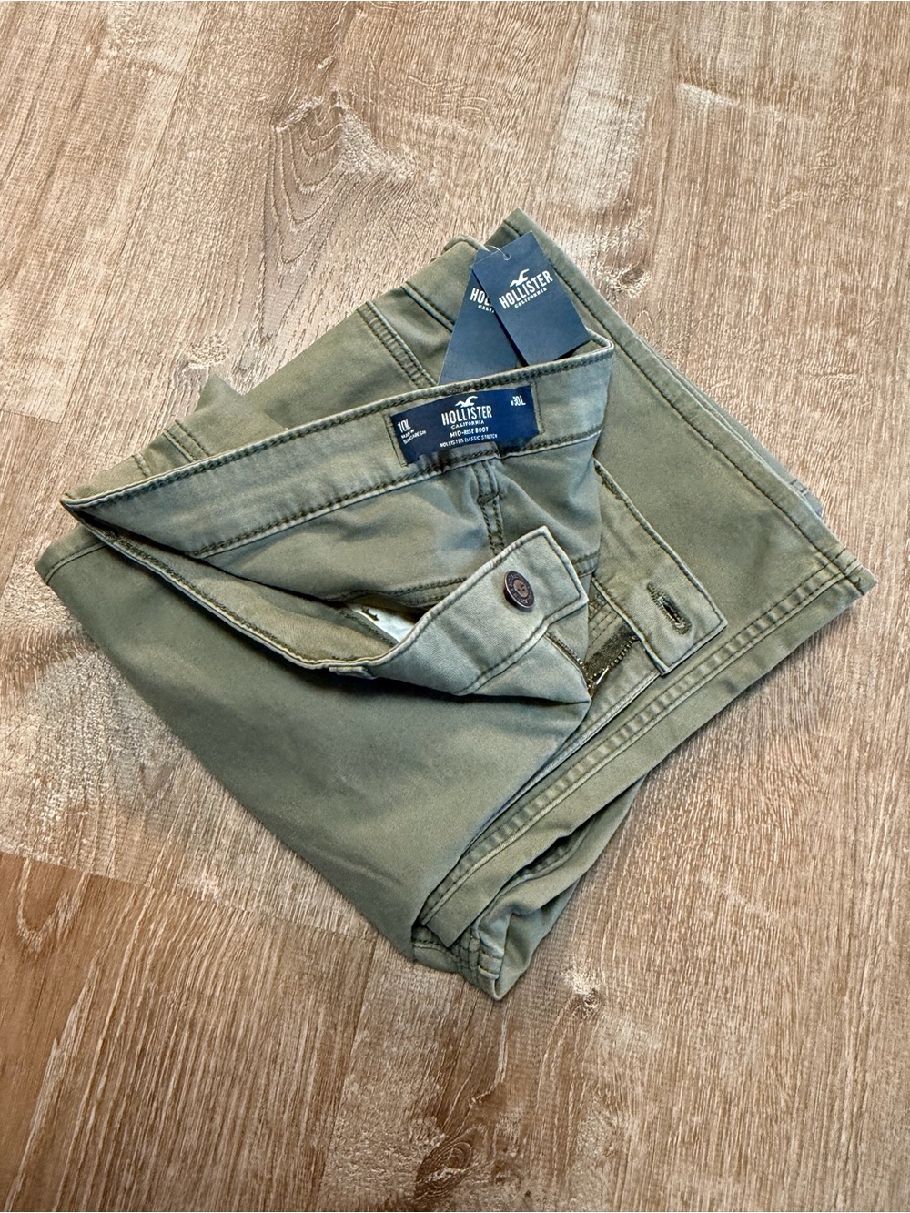 NWT Hollister Olive Green Bootcut Jeans Women’s 10L Long Mid Rise